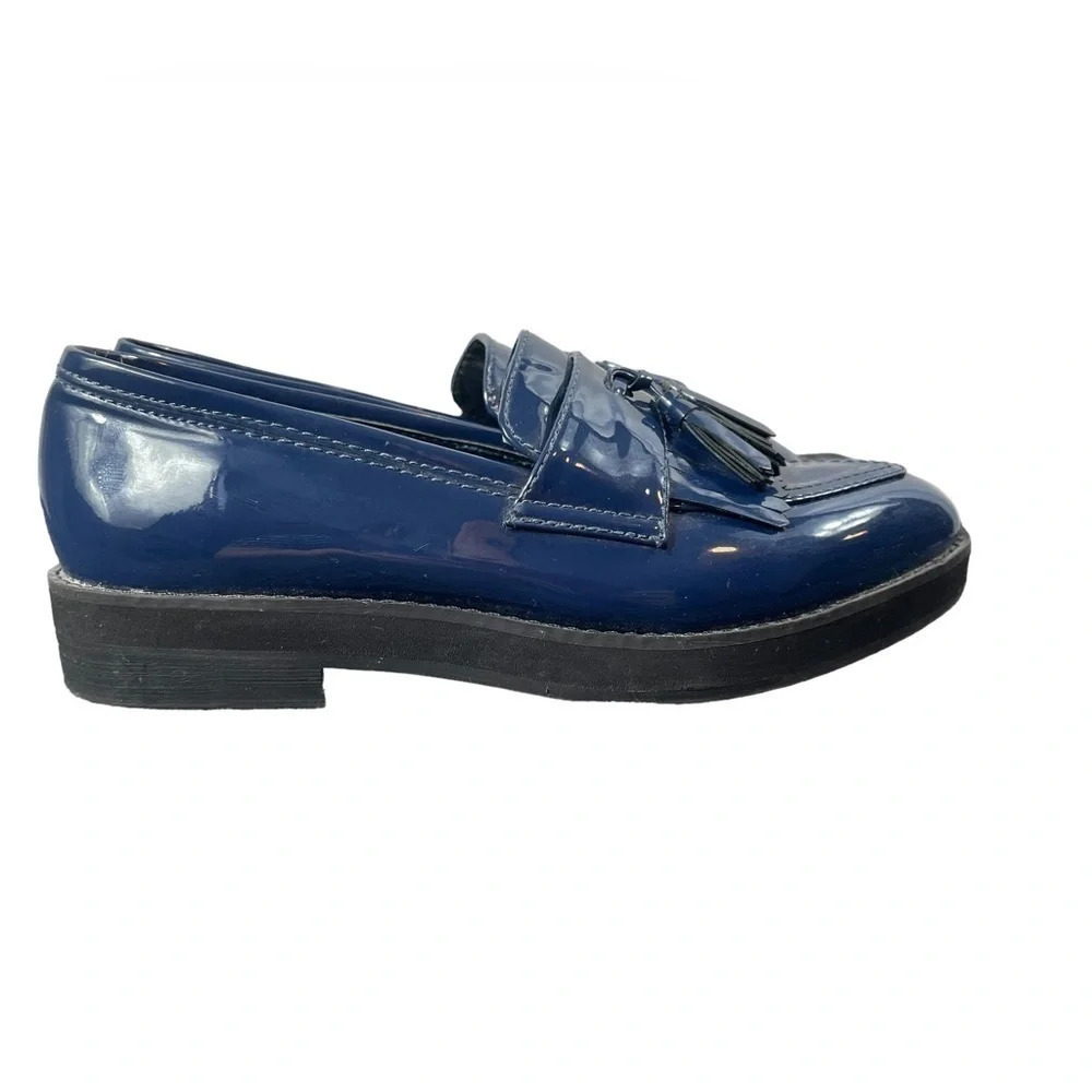 Lord & Taylor Design Lab Patent Navy Blue Loafers With Tassels Size 7B - Picture 3 of 9